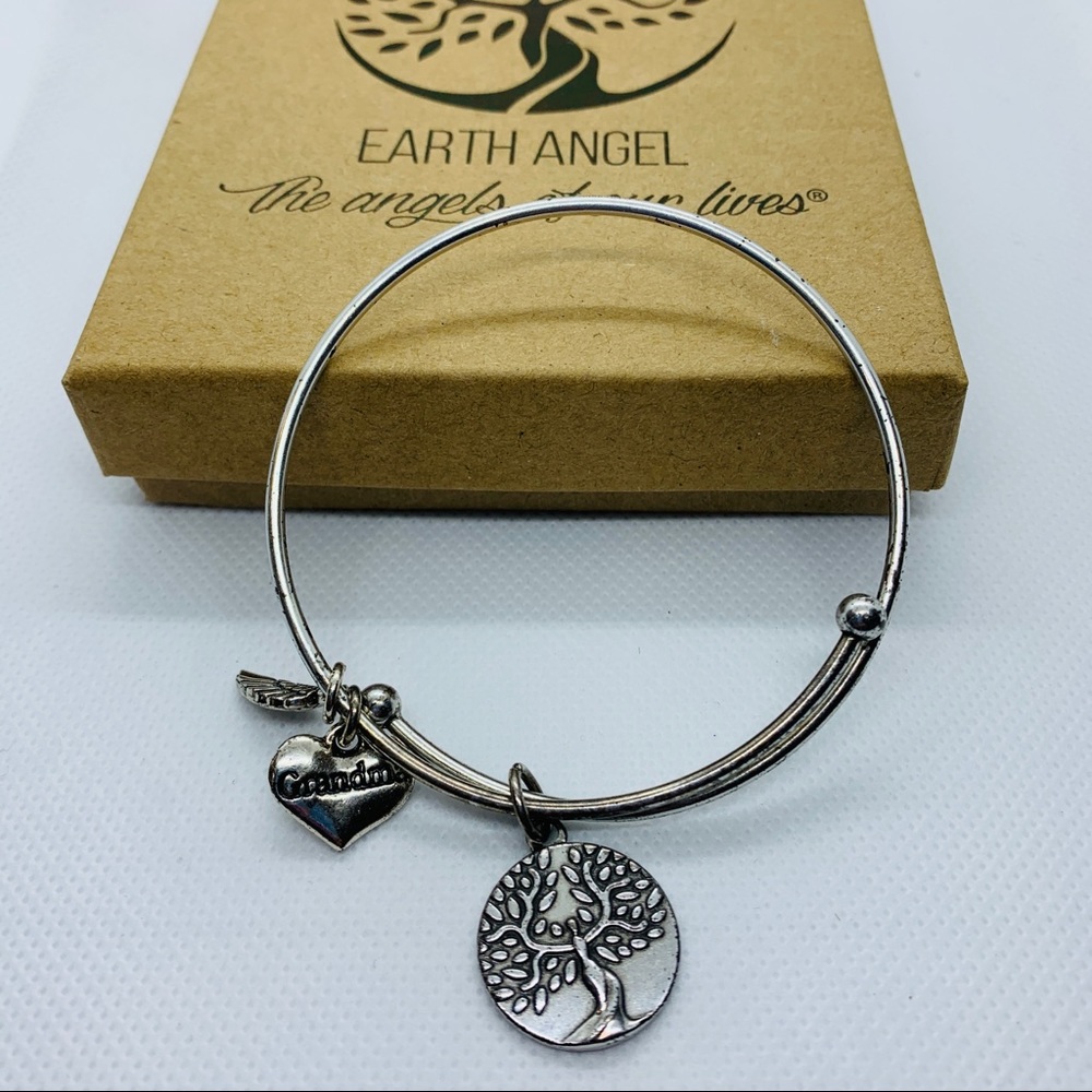 Earth Angel Grandma Bangle Bracelet OS